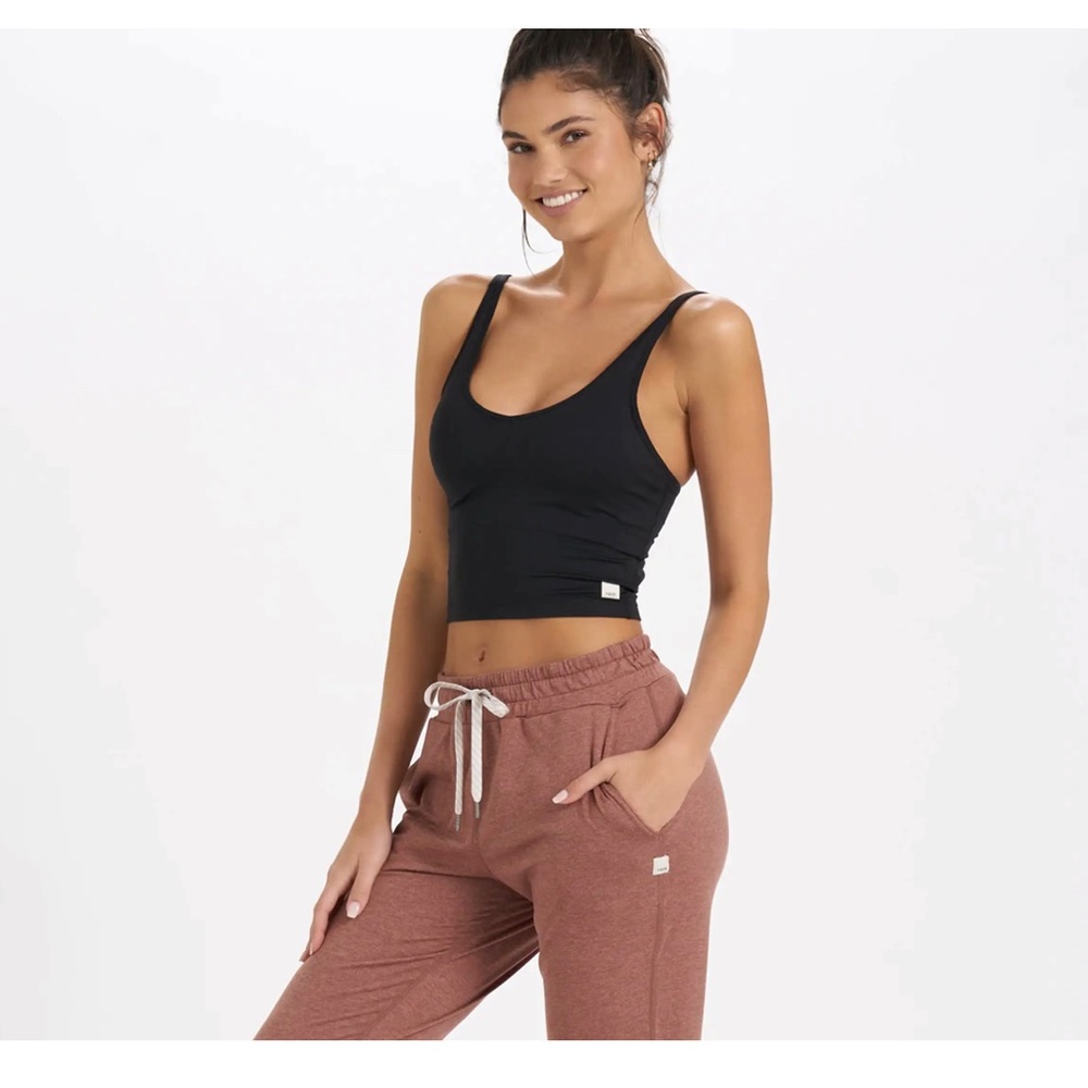 NWT Halo Performance Crop